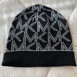 Silver and black beanie